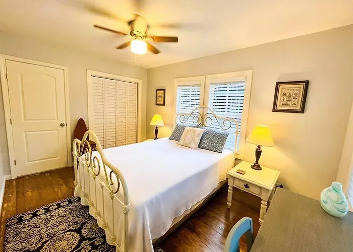 Holiday home Unwind & Relax At Azalea On Bayou Lafayette